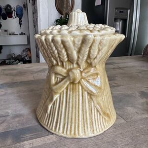 Vintage House of Webster Cookie Jar wheatstack